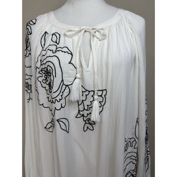 Style & Co Top Size 3X White Black Floral Embroidered Long Sleeve Tassel Cottage - Picture 2 of 12